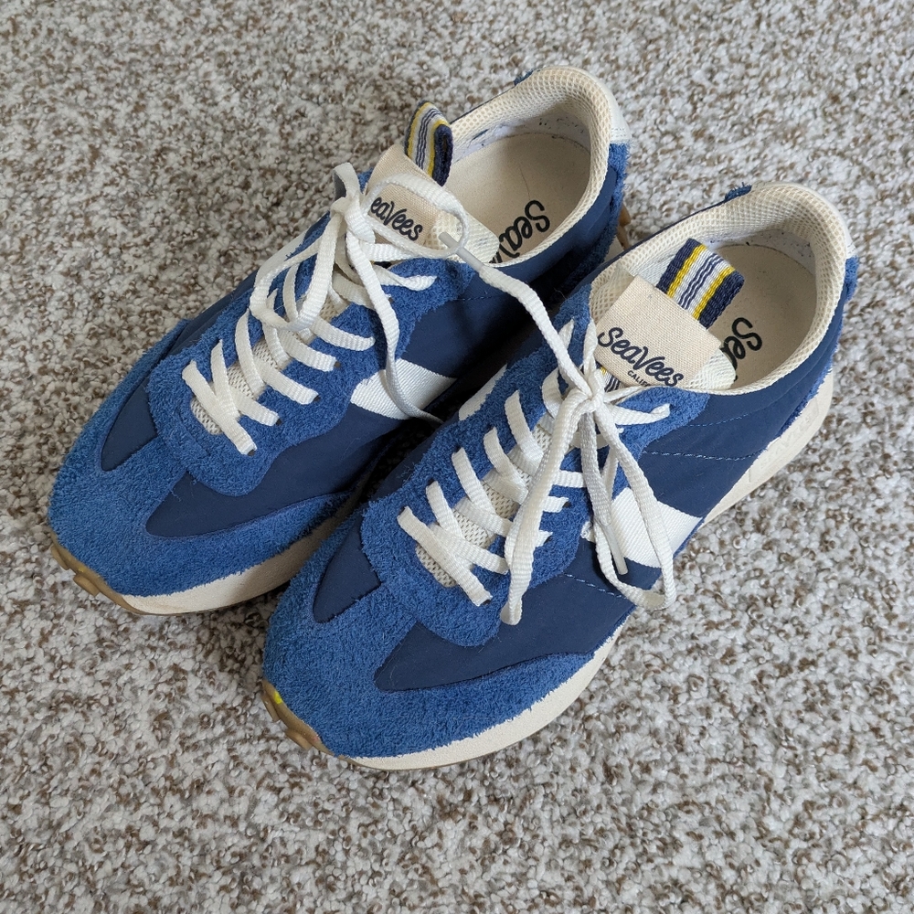 SeaVees Navy and Cream Casual Sneakers